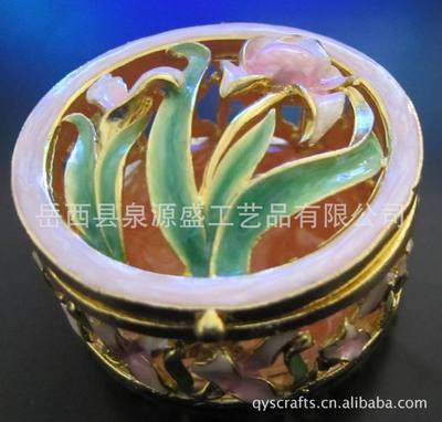 匠心獨運，品味非凡——岳西縣泉源盛工藝品廠直銷金屬淡紅色水仙鋅合金首飾盒